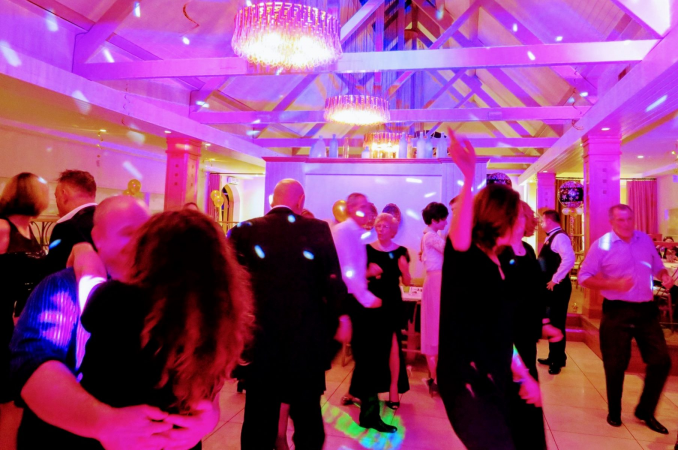 AAC Disco and Karaoke  - Photo 3