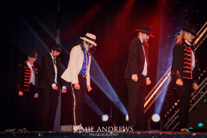 David Boakes As Michael Jackson - Photo 6