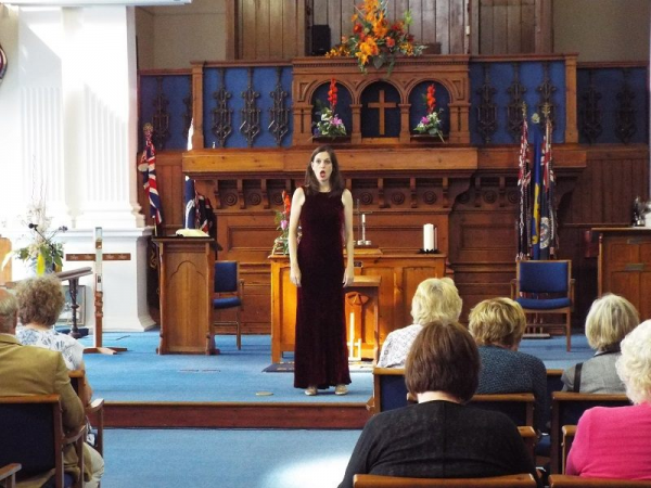 Classical Singer Kathleen - Photo 2