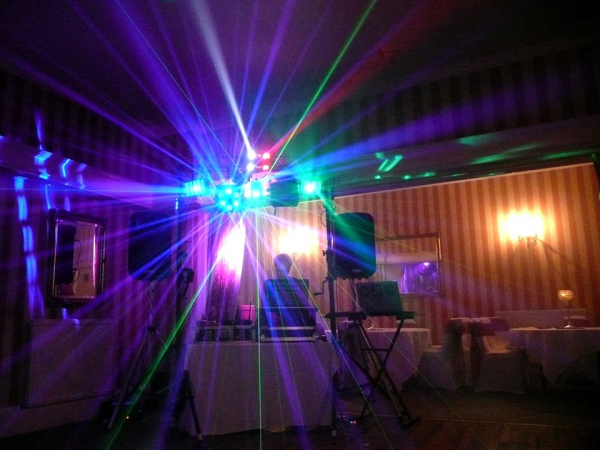 AvA Wedding DJ Lynne - Photo 4