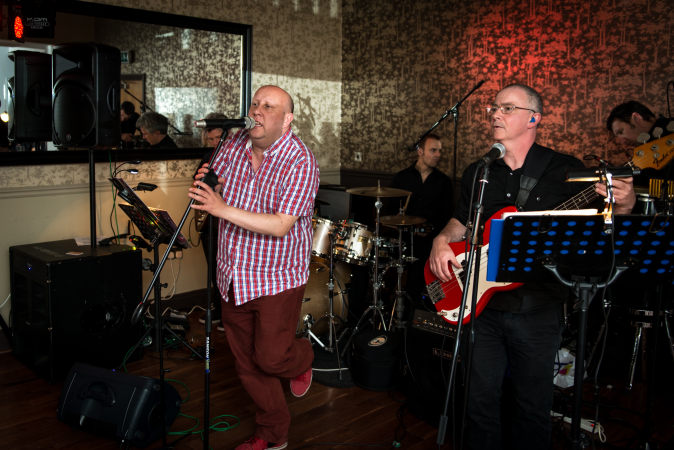 DUVET - The Ultimate Covers Band!! - Photo 7