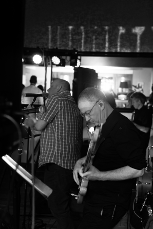 DUVET - The Ultimate Covers Band!! - Photo 9