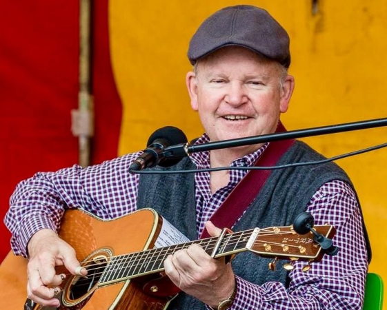 Tom O'Donnell - Photo 2