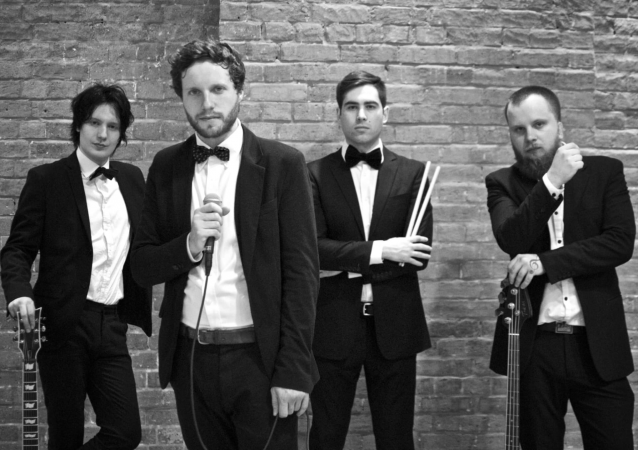 Take Cover UK - Photo 4