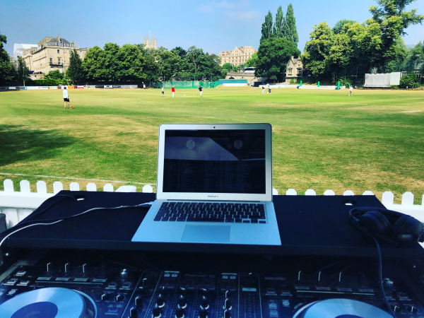 Cheltenham DJ's - Photo 30