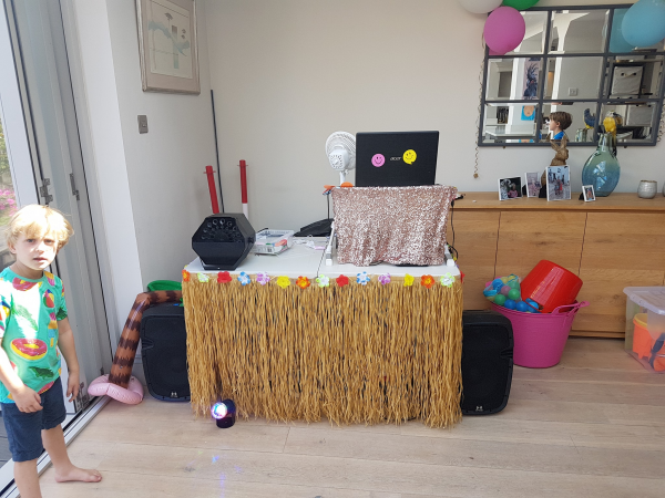 Children's Entertainer  - Photo 12