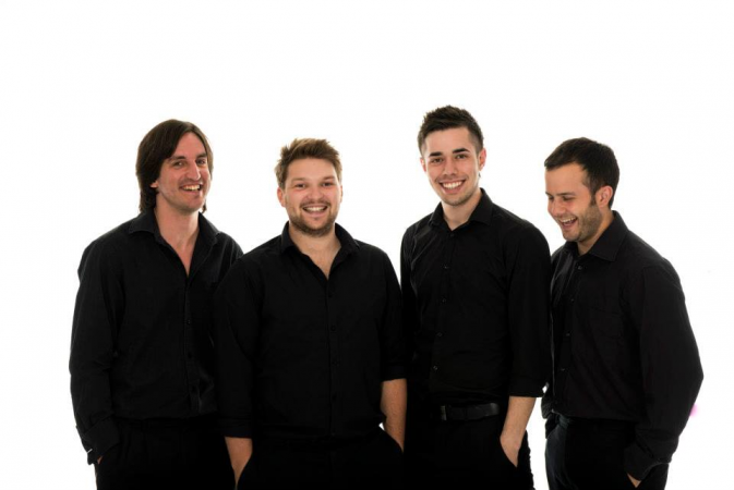 On The Ceiling - Photo 3