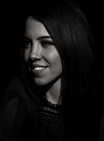 Laura Williams - Photo 2