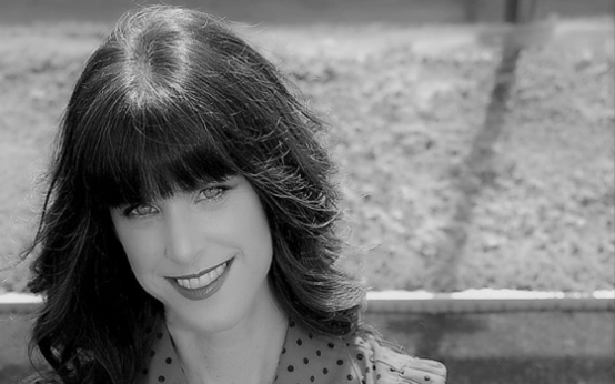 Vanessa - Solo Singer/Pianist/Keyboard Player