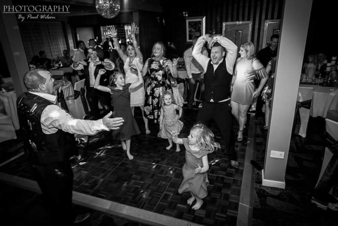 mobile disco hire - Photo 3