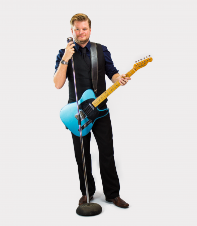 Leigh Hitch | Solo Singer & Guitarist - Photo 5