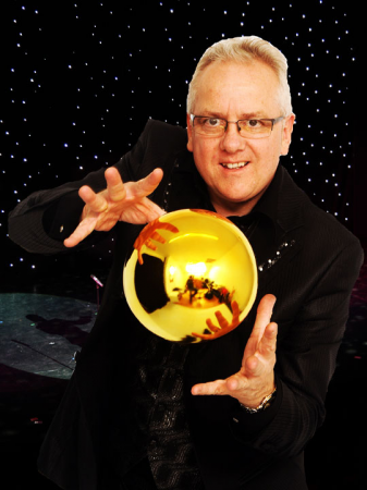 Mr Majestic -Professional Comedy Magician - Photo 5