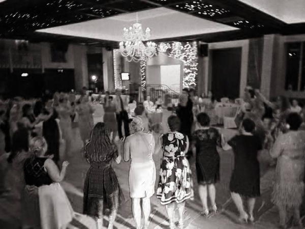 The Merchants - Photo 3