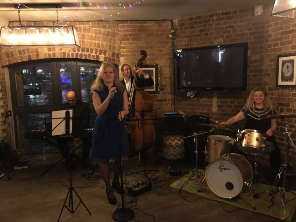 Monika Ramstein - Photo 4