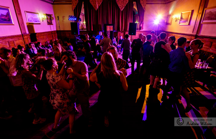 Annasach Ceilidh Band - Photo 2