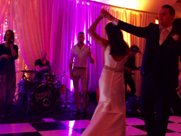 Houseparty - Photo 2