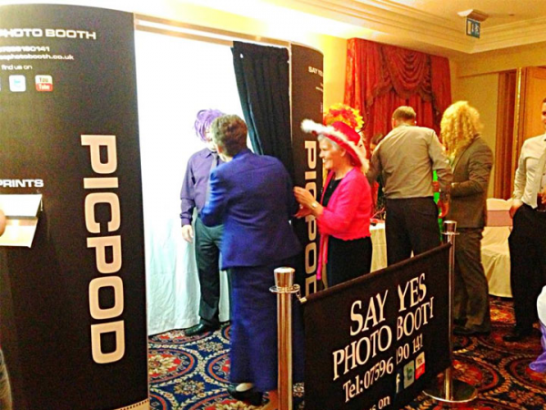 Say Yes Photo Booth - Photo 7