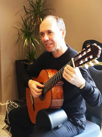 Jazzical Guitarist - Photo 3