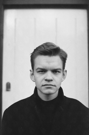 Sam Easton - Photo 2