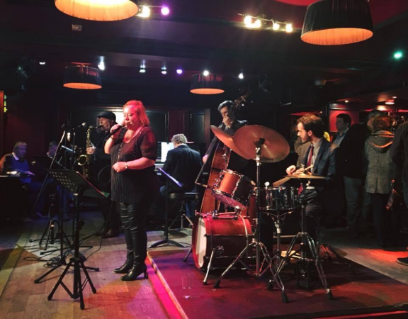 Jenny Green  - Photo 37