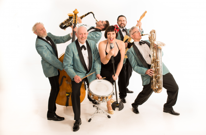 Miss Annie & The Midnight Shift - Photo 2