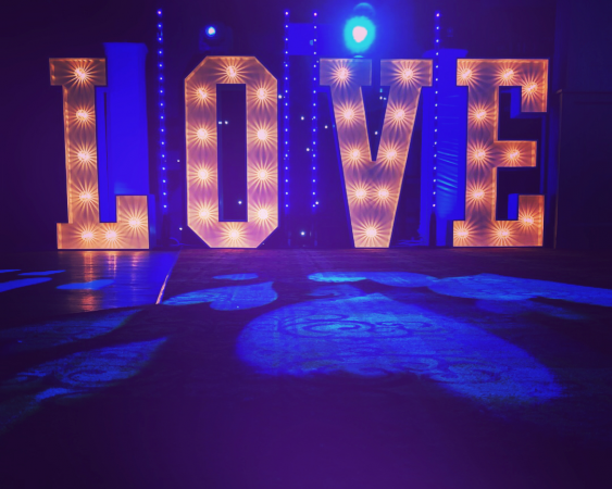 Platinum Disco Bespoke DJ Service - Photo 14