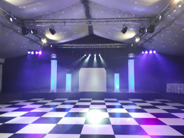 Amp & Decks - Photo 2