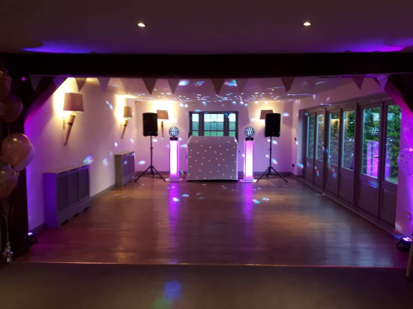 Amp & Decks - Photo 8