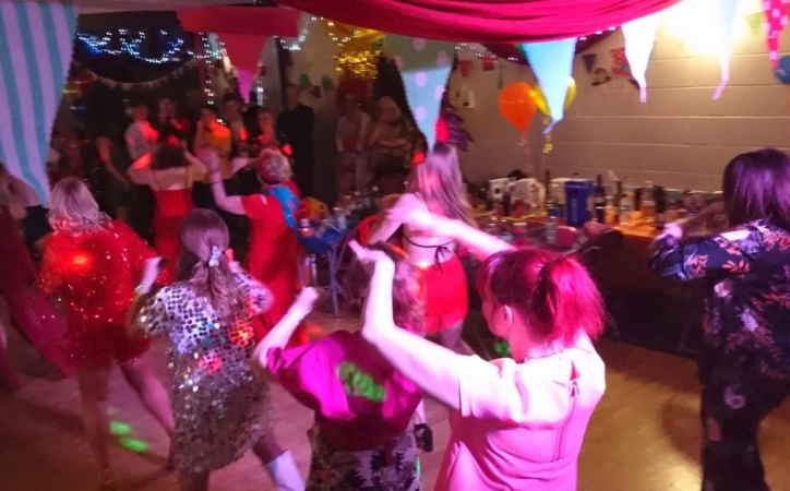 James Shortland - Shortz Soundz Mobile Discos - Photo 6