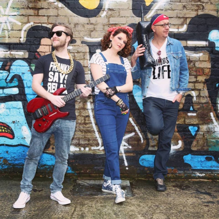 Start The Party - Photo 9