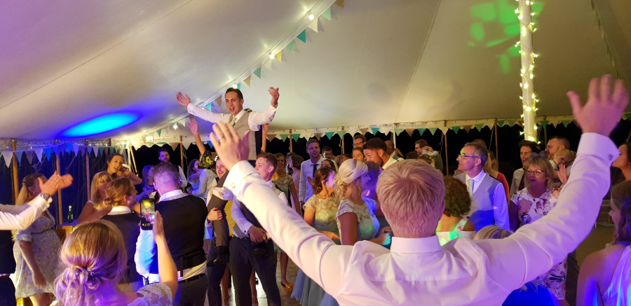 Sean Johnson Vocalist - Photo 11