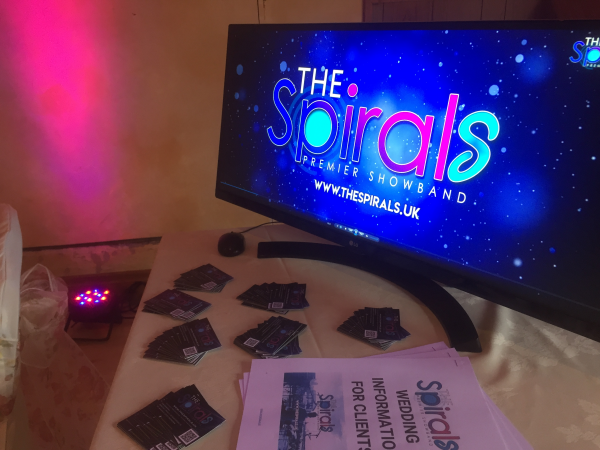 The Spirals - Premier Showband - Photo 14