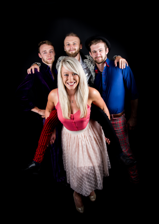 The Bright Eyes - Photo 3