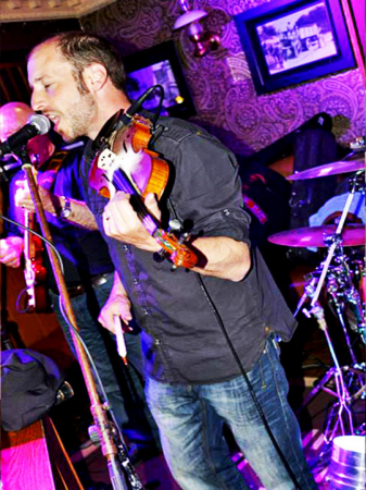 The Cufflinks 6 Piece Band - Photo 7