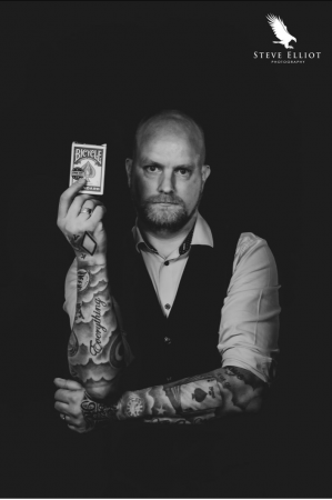 Dan Voakes Magician  - Photo 13