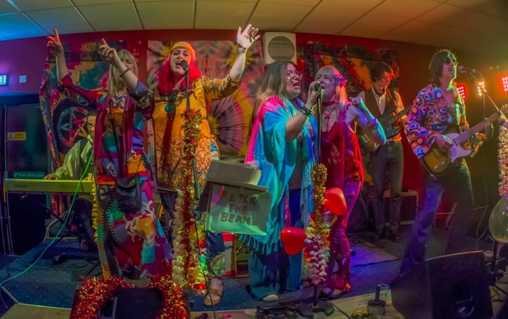 Summer of Love - Photo 4