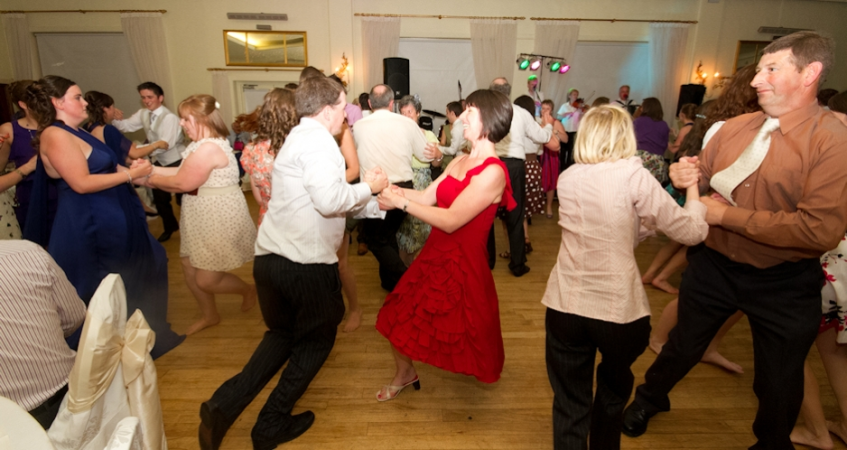 Ceili Band Northern Ireland - Photo 2