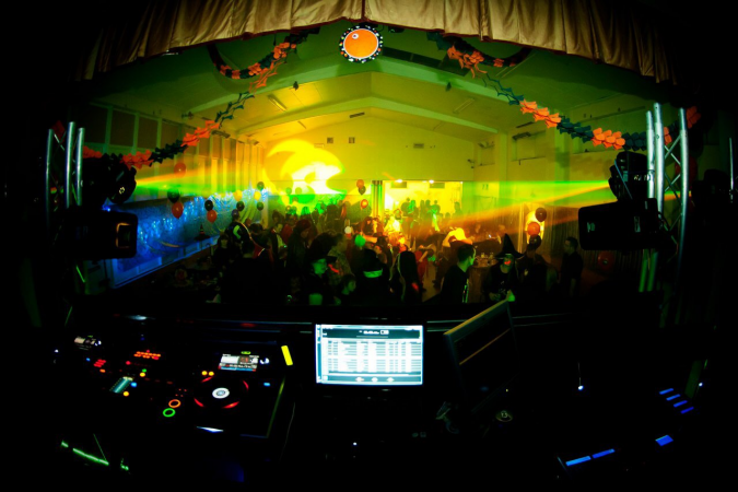 DJ Darren Harvey - Photo 2