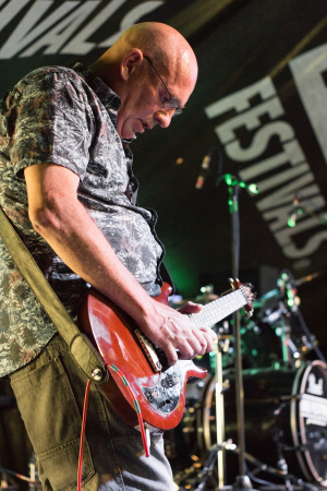 One Eyed Dog - Photo 4