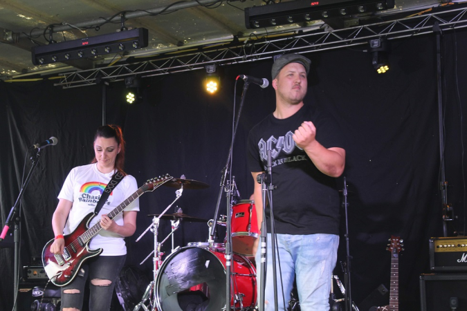 One Eyed Dog - Photo 7