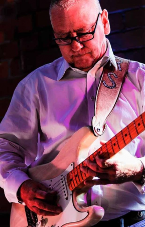 Ronnie String - Photo 3