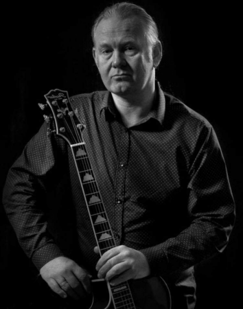 Ronnie String - Photo 6