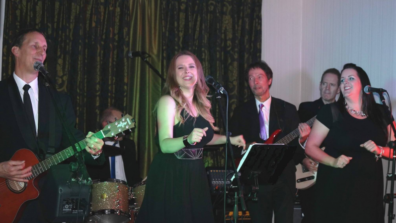 Famous Five Band - Photo 4