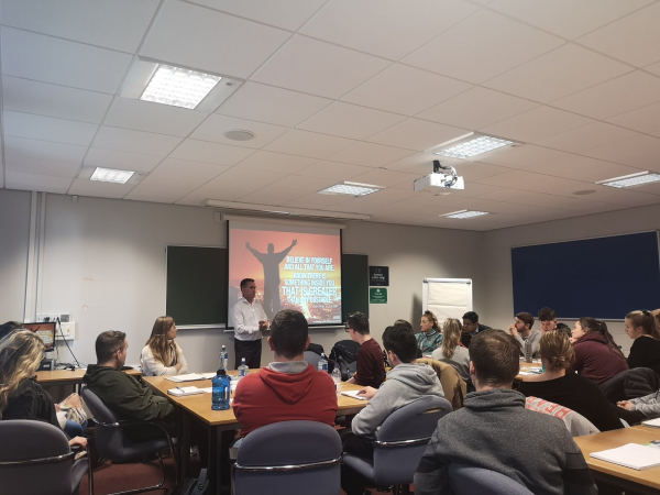 SEAN CONNOLLY  PERFORMANCE & LIFE COACH - Photo 4