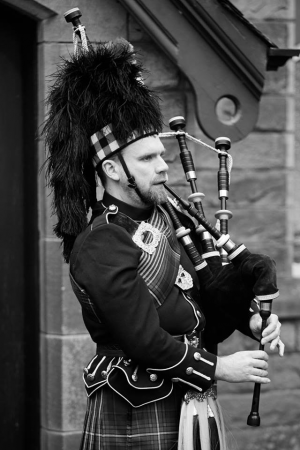 Ed Arnold - Scottish Bagpiper - Photo 12