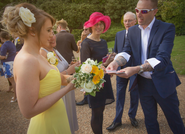 Adam Smith Magician - Close up, Sleight of hand specialist  - Photo 3