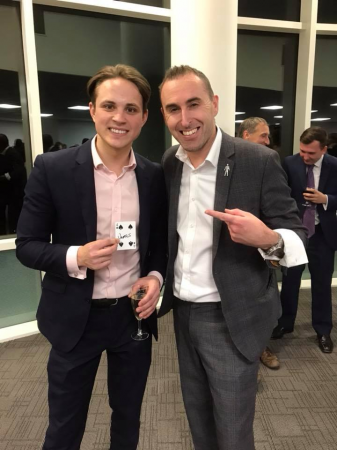 Adam Smith Magician - Close up, Sleight of hand specialist  - Photo 13