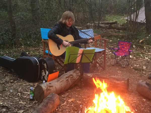 Damien Kelly - Photo 2