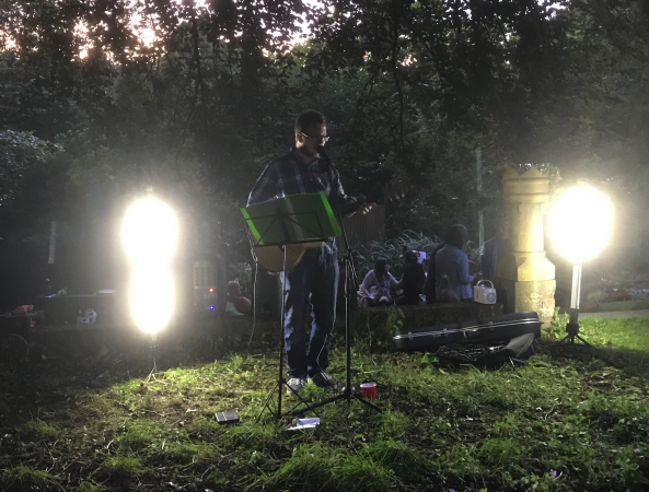 Damien Kelly - Photo 4