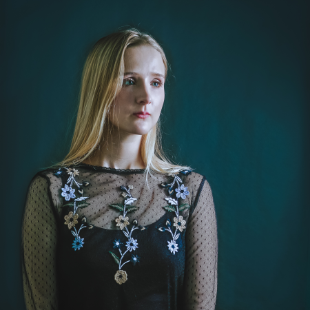 Kate Ferguson - Photo 4